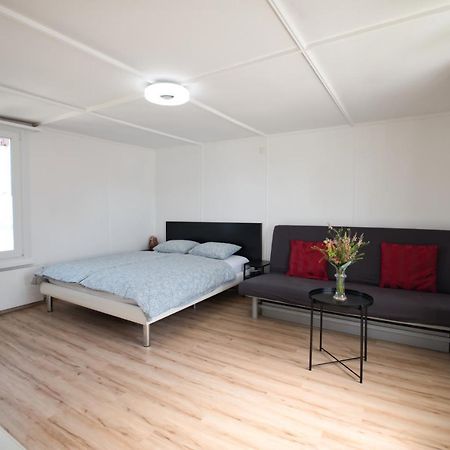 Lake Getaway Apartment With Private Entrance, Right On The Lake Constance Cycle Path, Barbecue Area, Free Wifi, Netflix And Free Bikes Salmsach Exteriör bild
