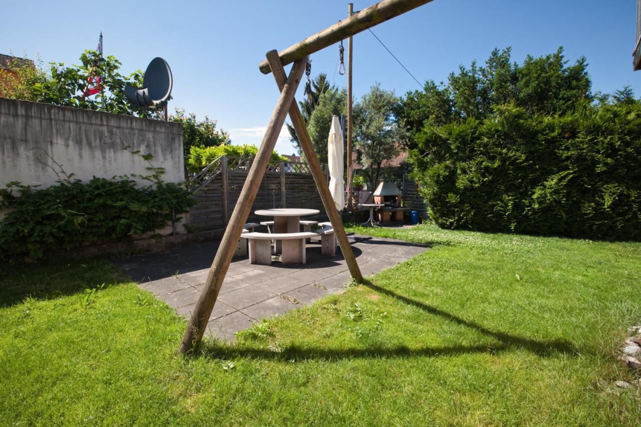 Lake Getaway Apartment With Private Entrance, Right On The Lake Constance Cycle Path, Barbecue Area, Free Wifi, Netflix And Free Bikes Salmsach Exteriör bild